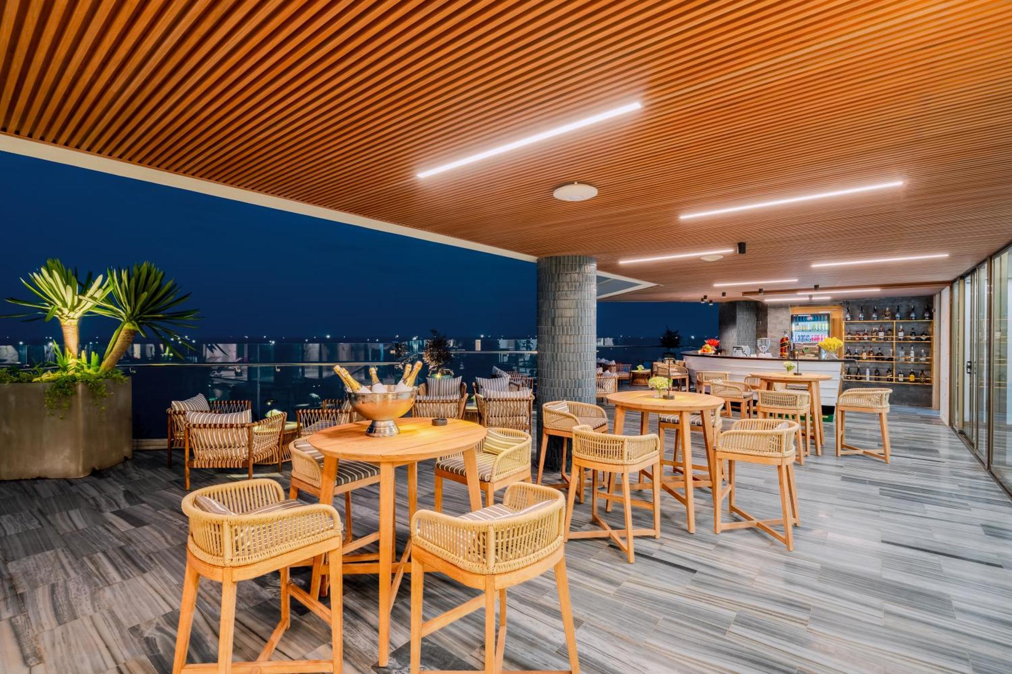 דונג הוי Poseido Hotel Quang Binh מראה חיצוני תמונה